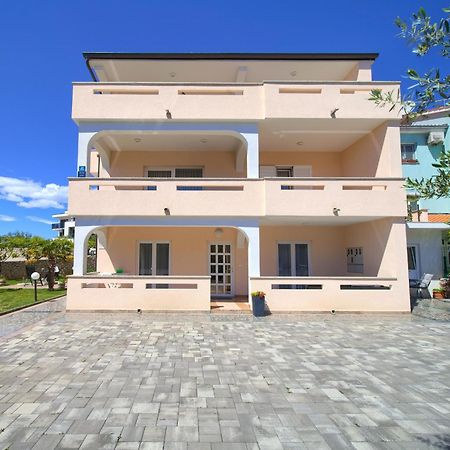 Apartmani Assa Krk Krk Town Eksteriør bilde