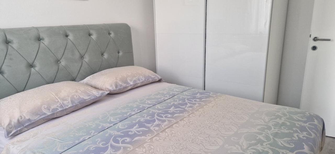 Apartmani Assa Krk Krk Town Eksteriør bilde